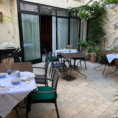 Frühstückspension La Cour Carree *