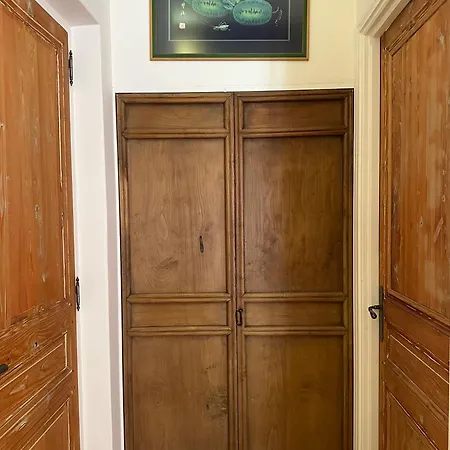 La Cour Carree Frühstückspension